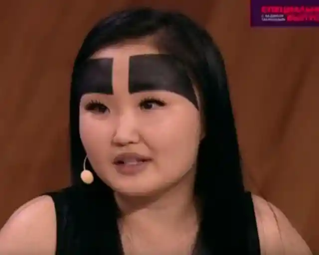 Die Giga-Brows