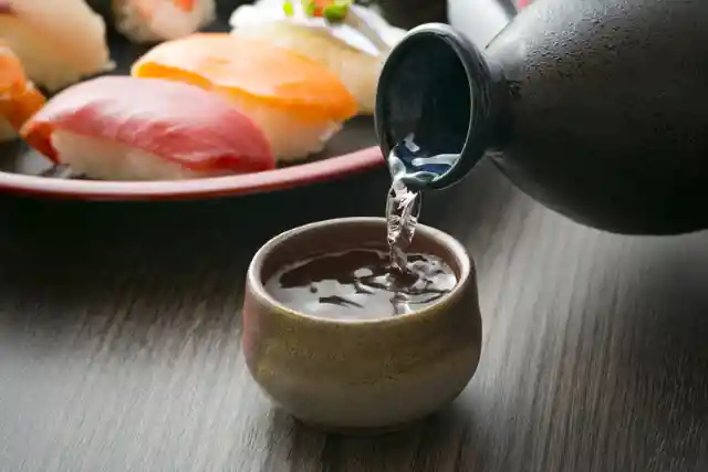 日本酒は実際、何からできているのでしょうか？