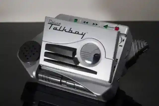 톡보이 (Talkboy)