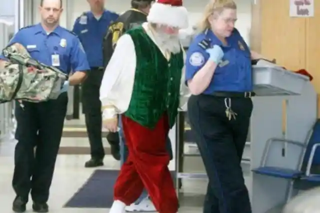 Twilight Zone: The Wackiest Photos Ever Taken At Airports