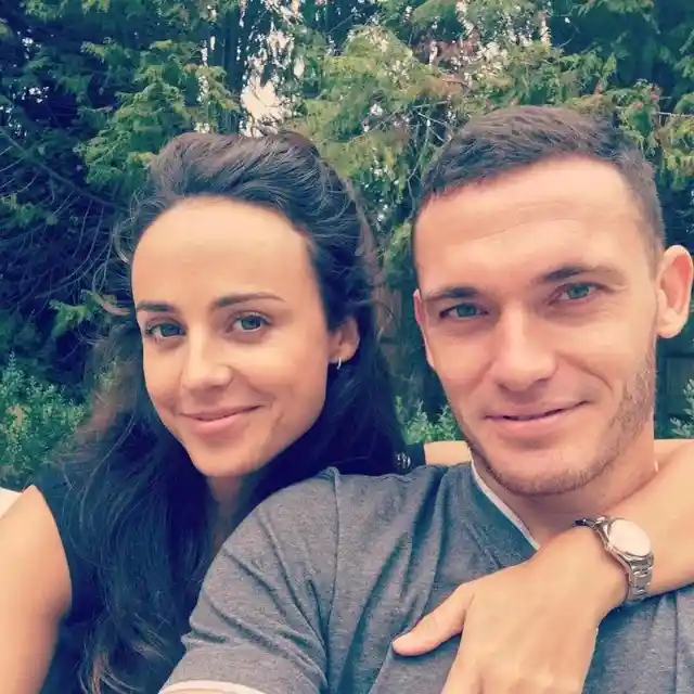 Thomas Vermaelen - Polly Pearce