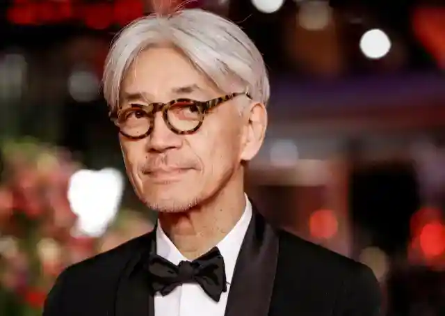 4. 坂本龍一
