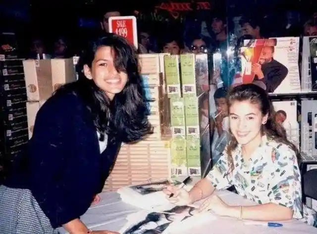 Here's A young Eva Mendes Getting Alyssa Milano’s Autograph In 1989