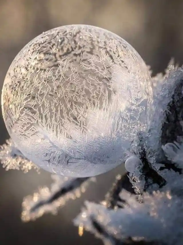 Magic Ice Baubles