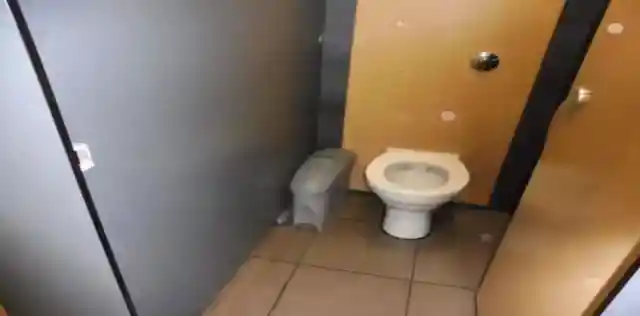 内部を見てみる