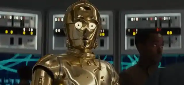 Who is C-3PO incapable of translating? 
