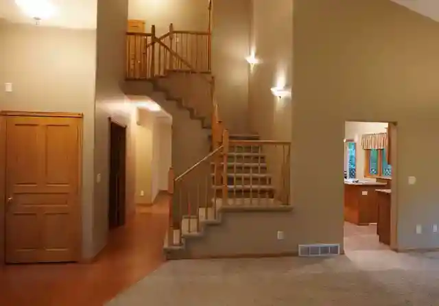 19. 幽霊で満ちた家