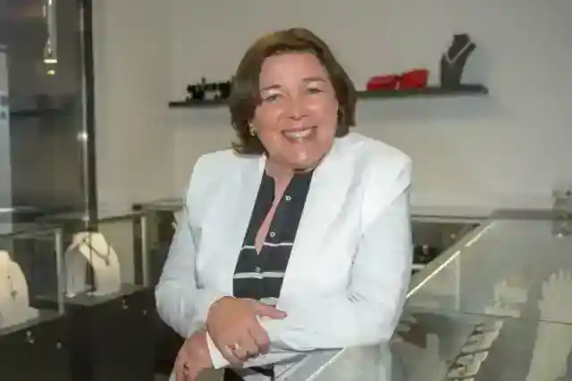 VERA INT-VEEN – 3 MILLION EUROS