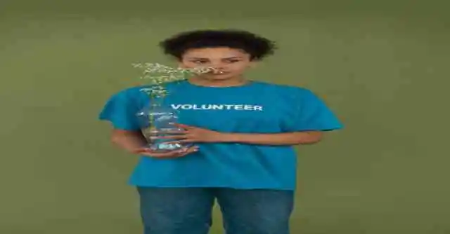 Twist of Fortune: The Smirking Veteran's Cunning Plan