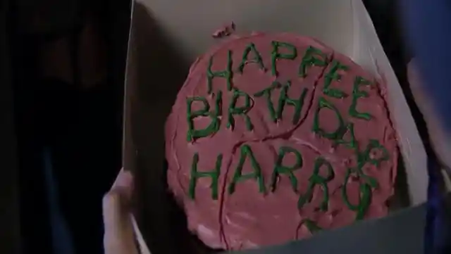 Wann wünscht Hagrid Harry ein "Happee Birthdae"?