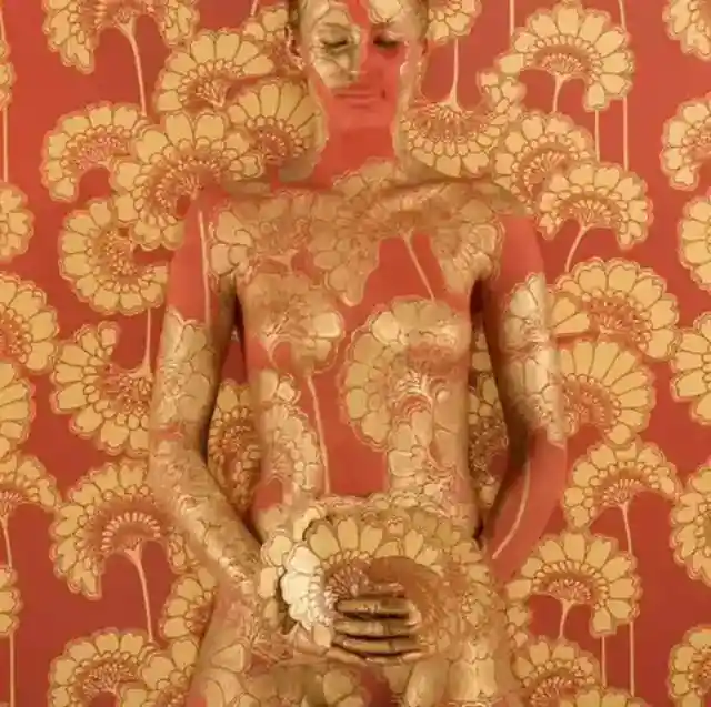 18. Emma Hack’s Hidden Human Canvases