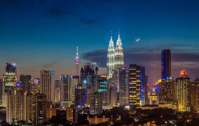 Kuala Lumpur is the capital of which Asian country?