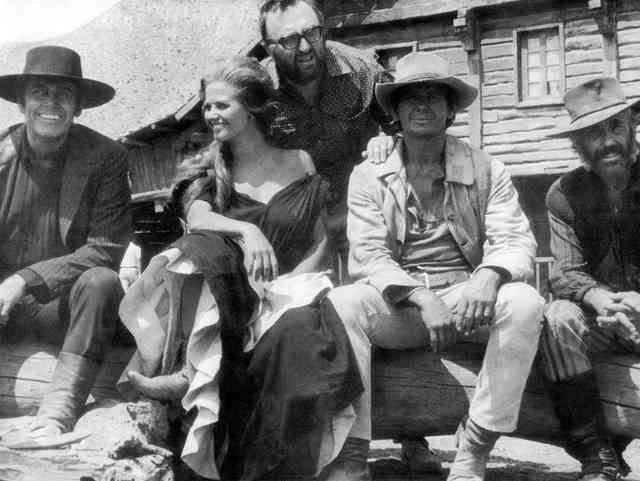 1968 - Henry Fonda, Claudia Cardinale, Sergio Leone, Charles Bronson And Jason Robards On The Set Of 'Once Upon A Time In The West'