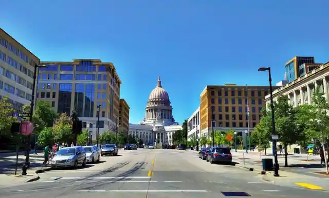 What is the capital of Wisconsin?