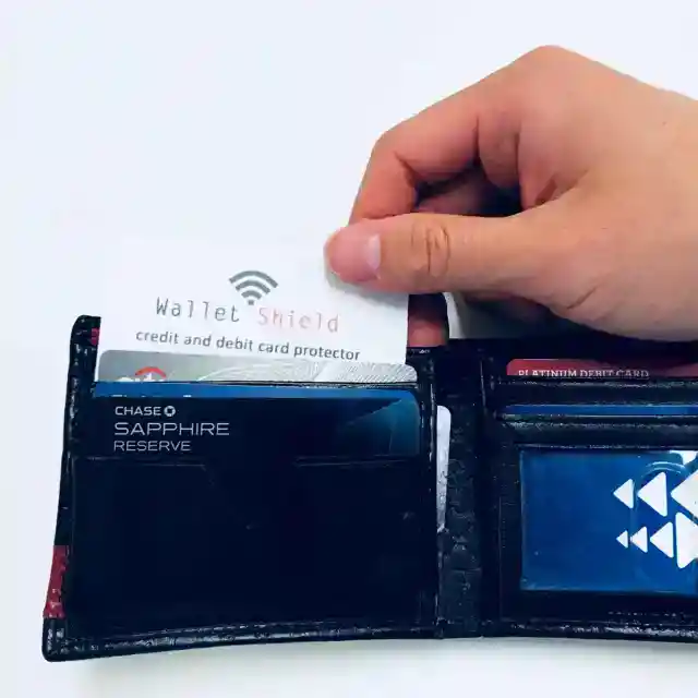 Card Wallet Shield