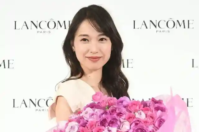 Erika Toda – Actress, Estimated Net Worth: $2 million (around 200 million yen)