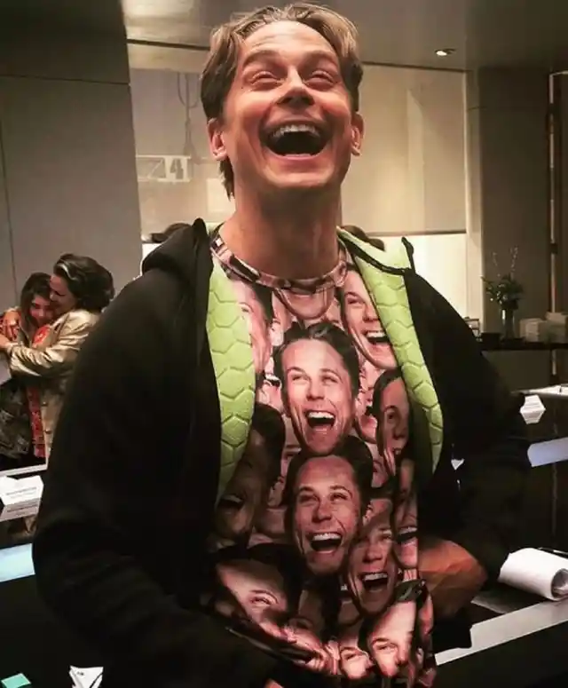 Stars And Others With Comical T-Shirts