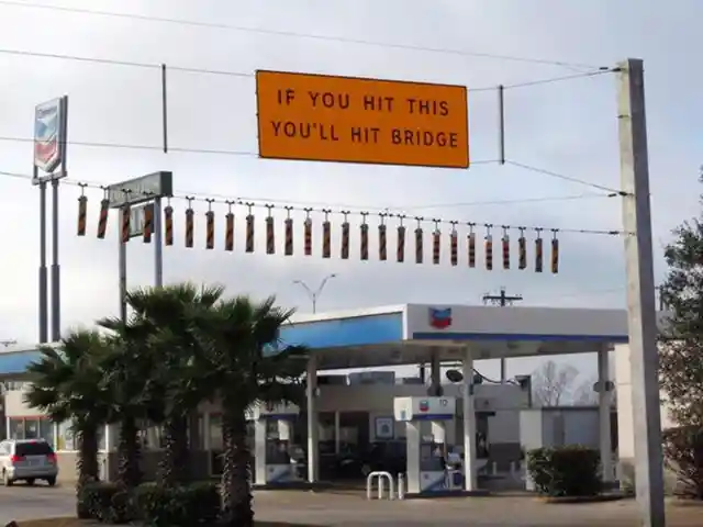 Hilarious Signs Found Only In Texas