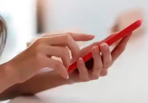 彼女に同意する