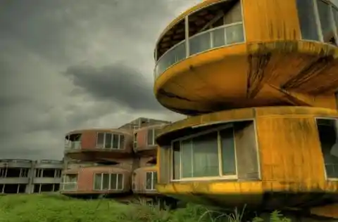 Sanzhi UFO Houses - San Zhi, Taiwan