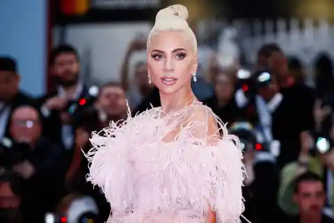 What Oscar-winning, musical movie did Lady Gaga star in?