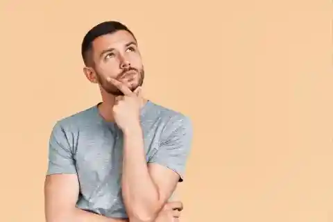 疑念が忍び寄る