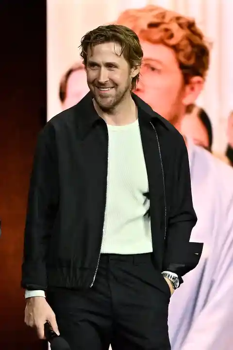 11 Male Celebrities With Reported Cosmetic Changes to Their Face or Body – 40+ Photos