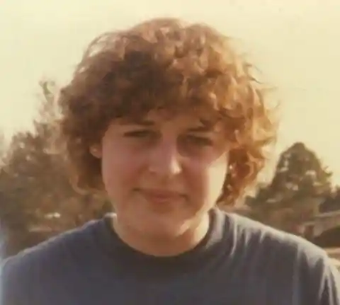 Funny Face! A 15-Year-Old Ellen Degeneres