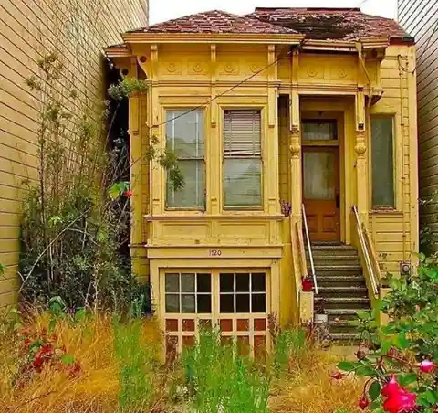 Little Abandoned Victorian Home - San Francisco, California, USA