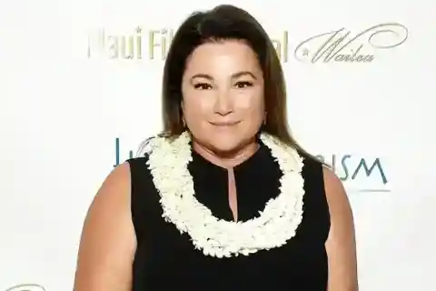 Keely Shaye-Smith – 100 million euros