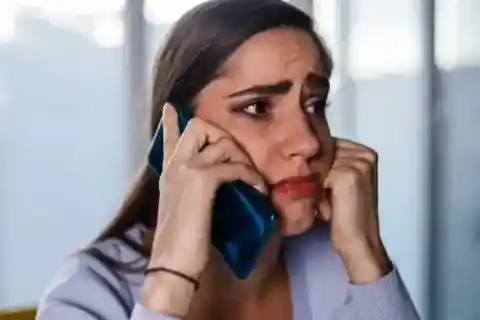 電話は切られた