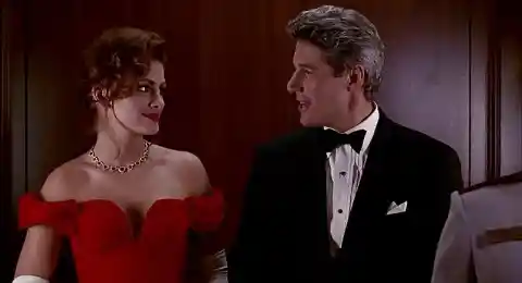 Julia Roberts ha indossato quello splendido abito rosso in quale film?