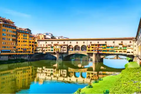 Ponte Vecchio – Italy