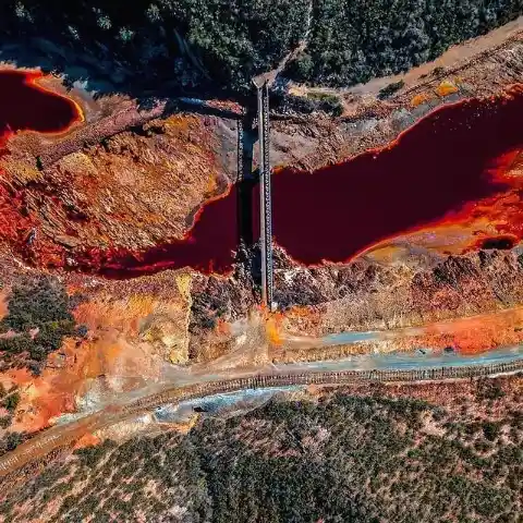 Highly Acidic Red River