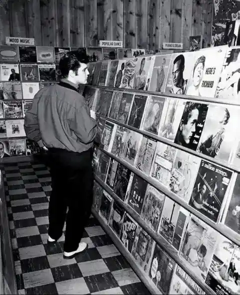 Elvis Checking Out The Competition - Memphis - 1957