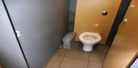 内部を見てみる