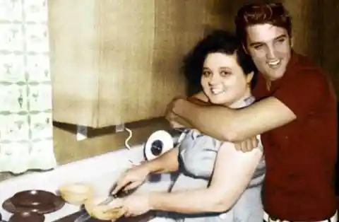 The Iconic Life Of Elvis