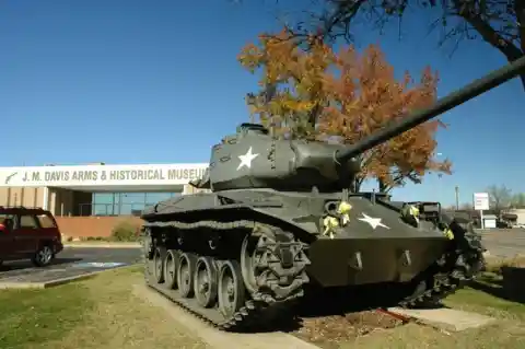 J. M. Davis Arms and Historical Museum