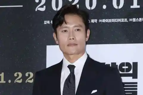 Lee Byung-hun – Actor, Estimated Net Worth: $20 million (approximately 2 billion yen)