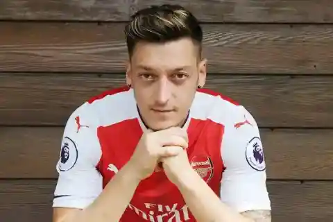 Mesut Özil – 91 million euros