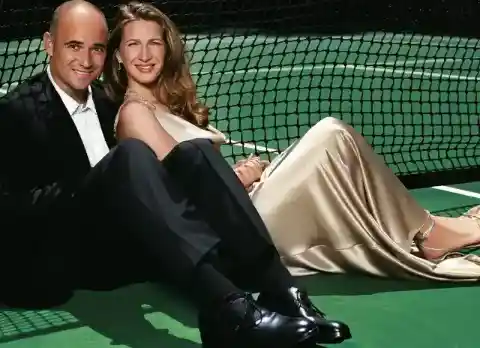 24. 슈테피 그라프