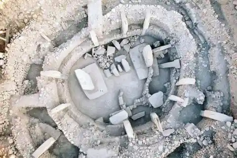 This Is The Oldest Temple Built 11,500 Years Ago Using Geometry!