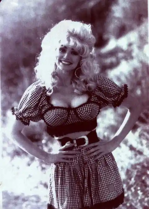 When Dolly Parton Made Country Cool