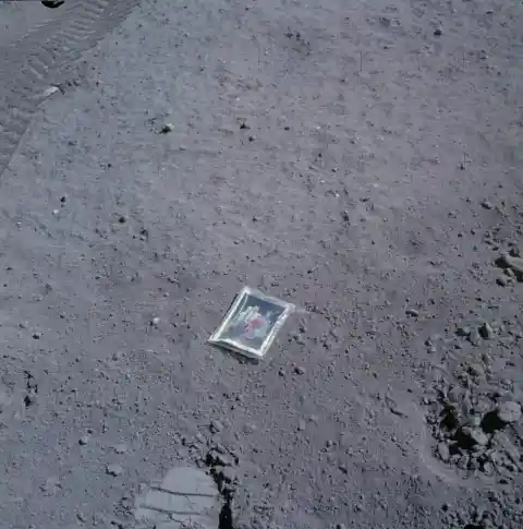 15. Moon Picture