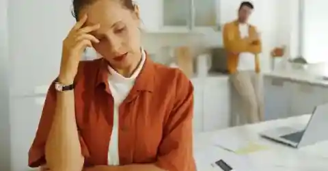 Olivia’s Quiet Suspicions