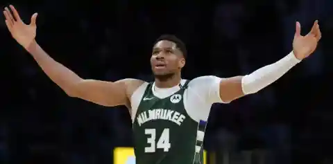 18. Giannis Antetokounmpo