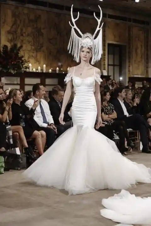 Unique & Funny Wedding Gowns