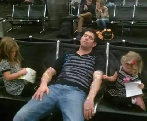 Twilight Zone: The Wackiest Photos Ever Taken At Airports