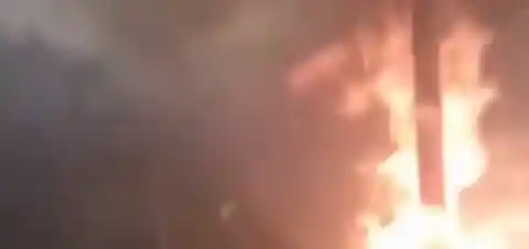 Train vs. Wildfire: Racing Through Flames