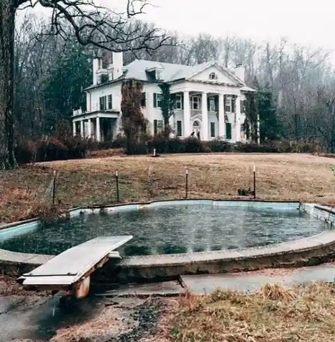 The Selma Abandoned Plantation Estate - Leesburg, Virginia, USA